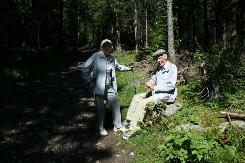 august034.jpg