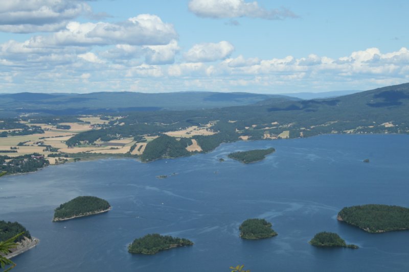 august058.jpg